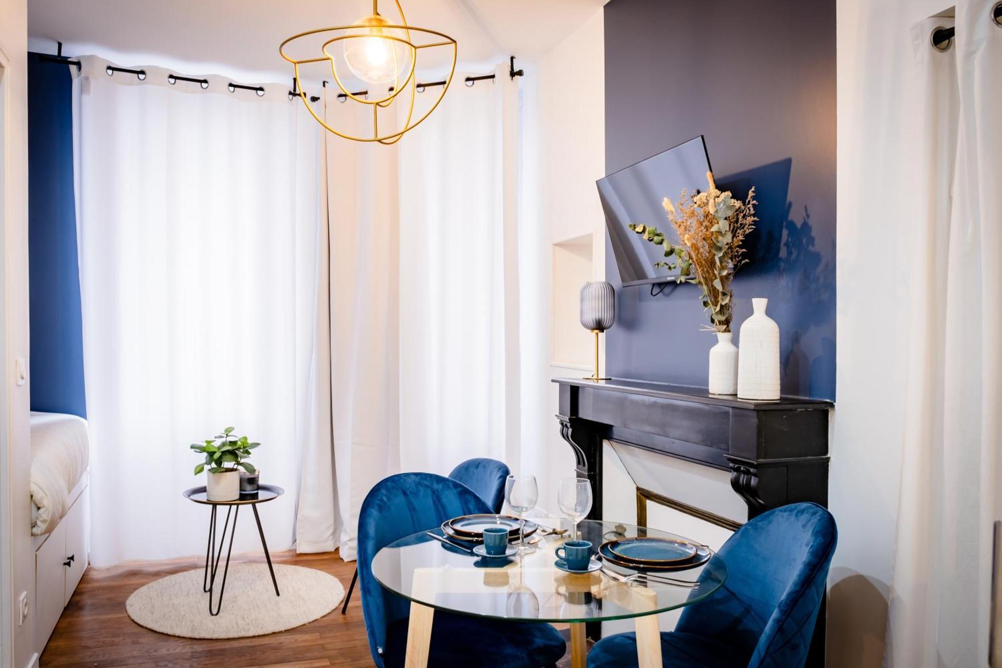 Appartement Le Saphir ~ Elegant ~ Arrivee Autonome à Bressuire Extérieur photo